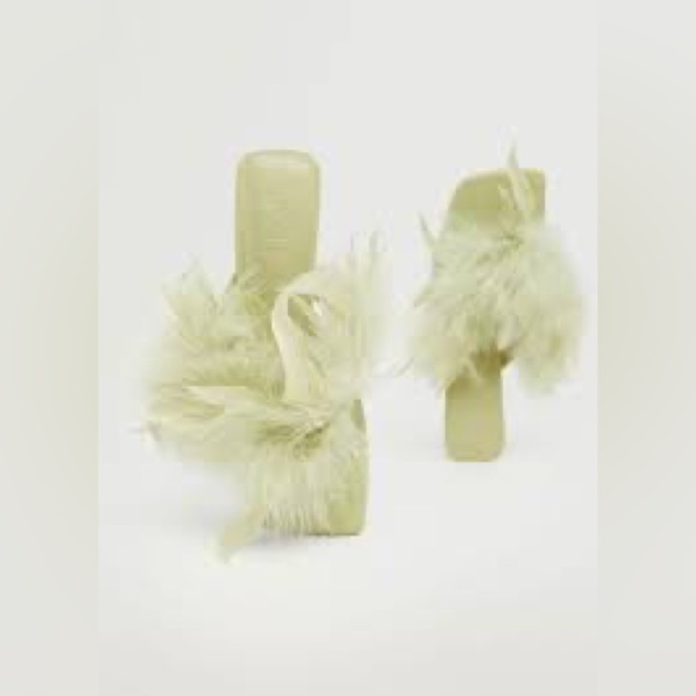 Mango MNG NWT sustainable leather lime green sz 8/39 kitten heel feather sandal